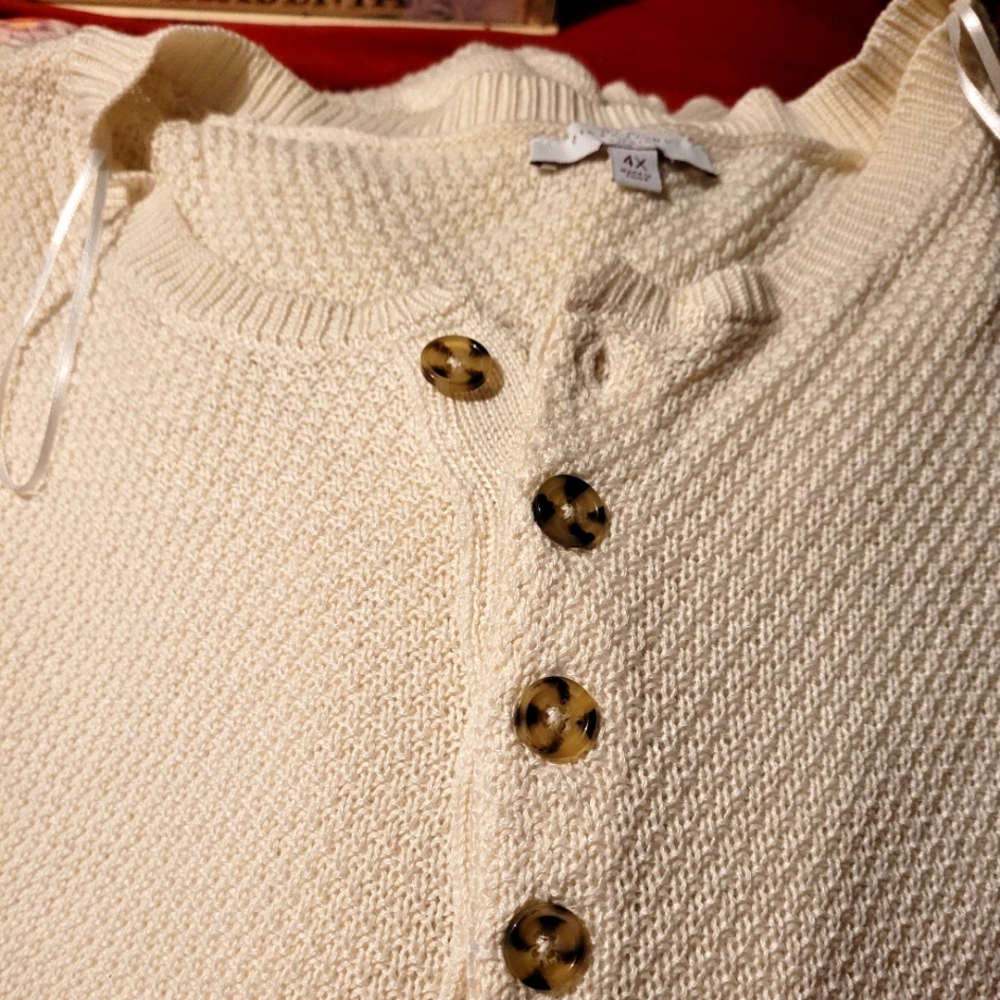 NWOT New Directions Plus Size Women's Henley Top ~Size 4X